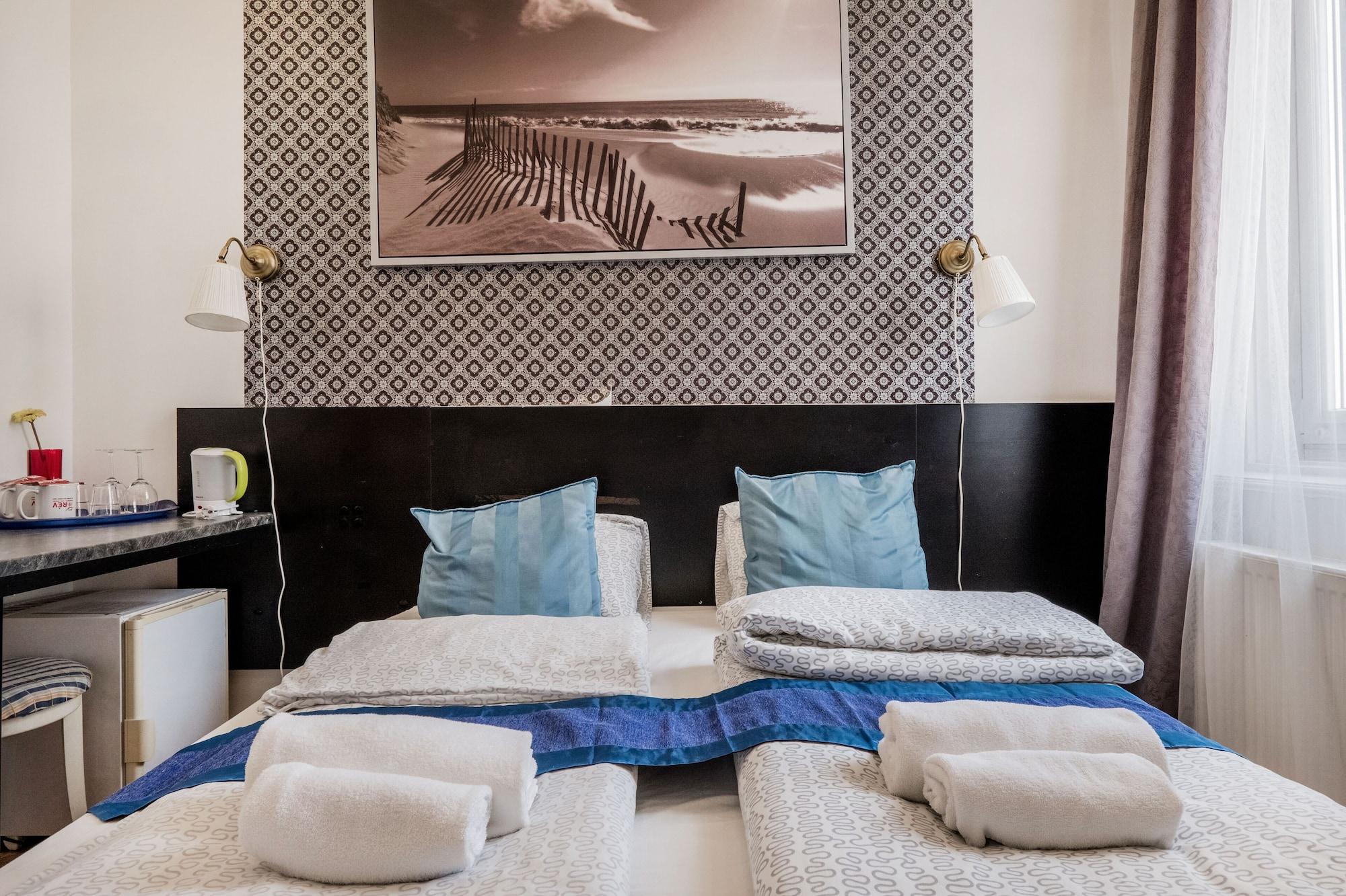 Europa Centerpoint Guesthouse Budapeşte Dış mekan fotoğraf